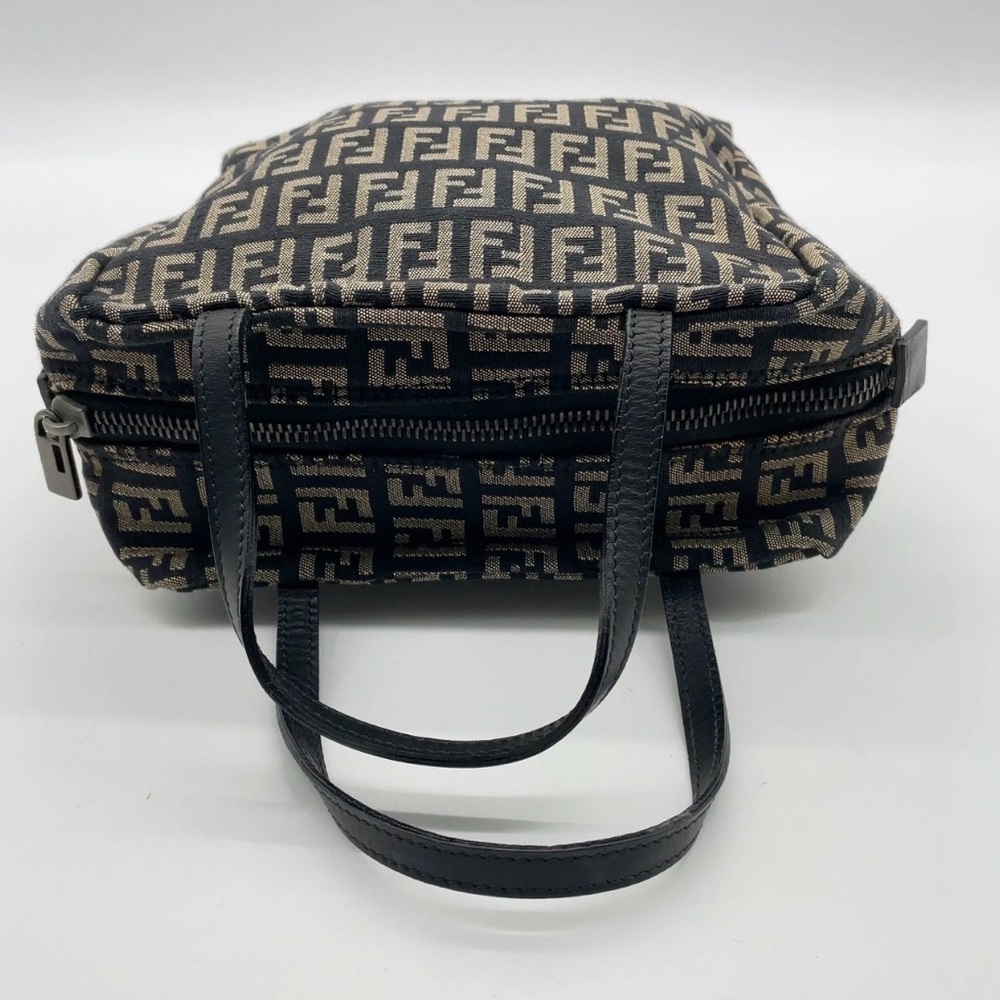 Authentic Fendi Zucchino Pattern Canvas Black x Beige Small Handbag - Picture 3 of 15